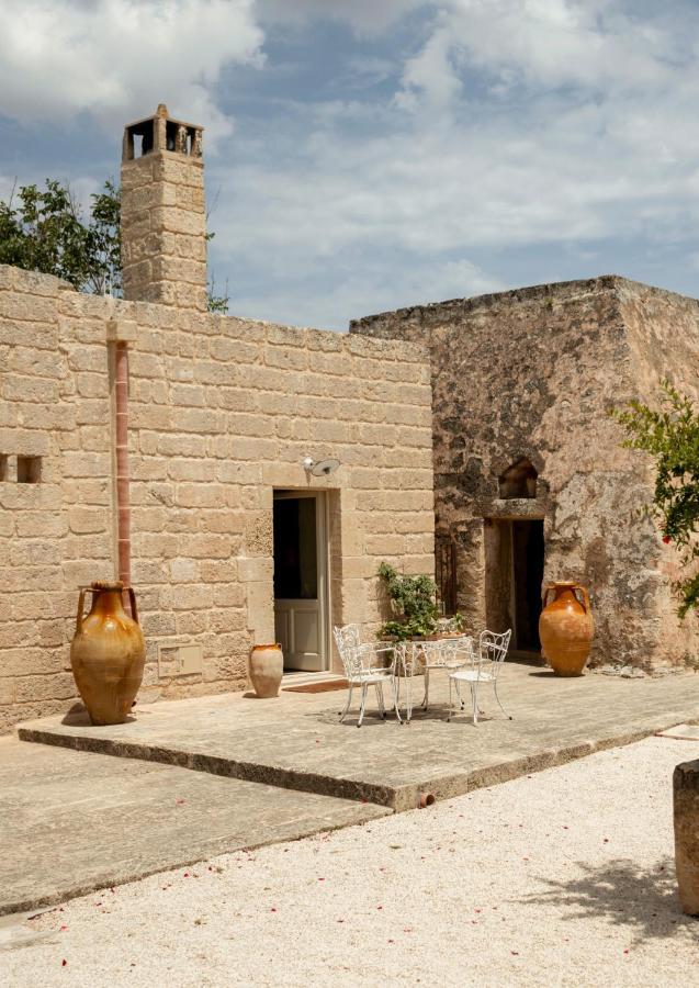 Masseria Del Gigante Carpignano Salentino Exterior photo